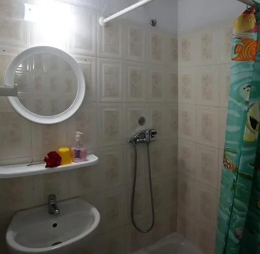 Ermioni Apartman Vrasná