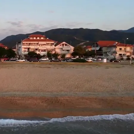 Ermioni Appart hôtel 3*