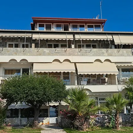 Ermioni 3*