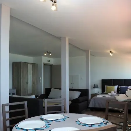 Ermioni Aparthotel